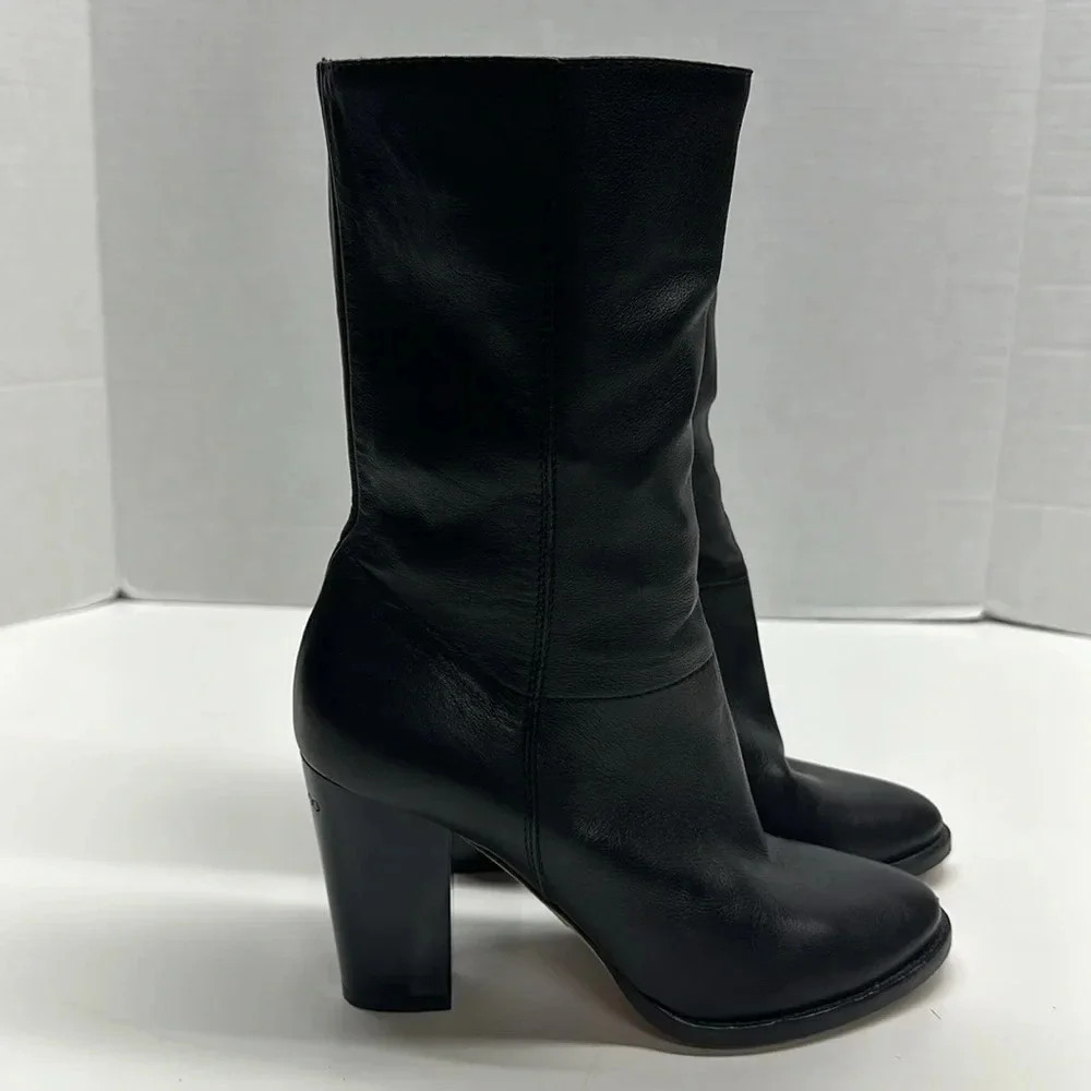 Jimmy Choo Boots High Heeled Boot Soft Vachetta Leather Pull On Black Size 6.5 - Picture 3 of 11